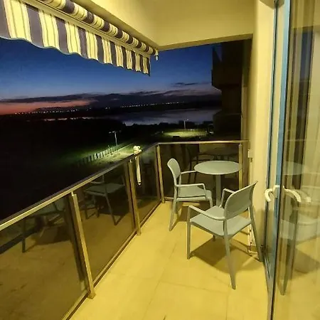 Pensjonat De Inchiriat Blaxy Premium 4*